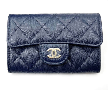 CHANEL Brand New Classic Navy Blue Caviar Flap Card Holder