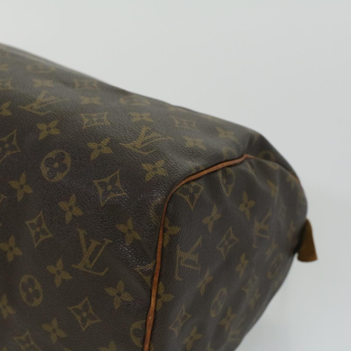 Louis Vuitton Speedy 30 Metallic (grey) Duffle Bag