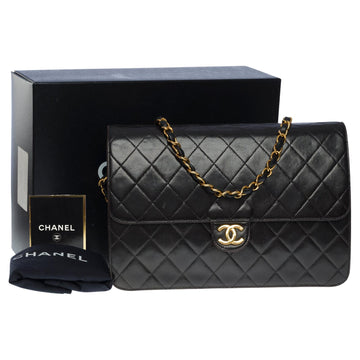 CHANEL Gorgeous Classic shoulder flap bag in black quilted lambskin leather, GHW